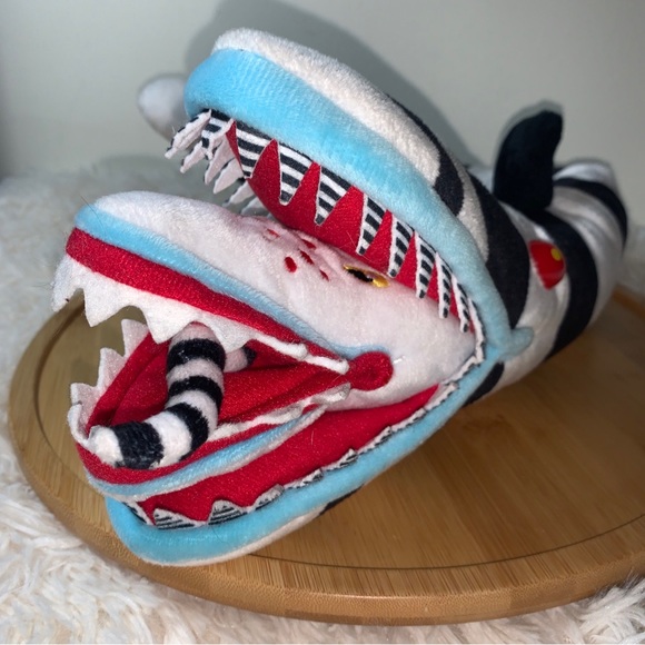 Beetlejuice Sandworm Plush Spirit Halloween Medium Sized - Picture 4 of 6